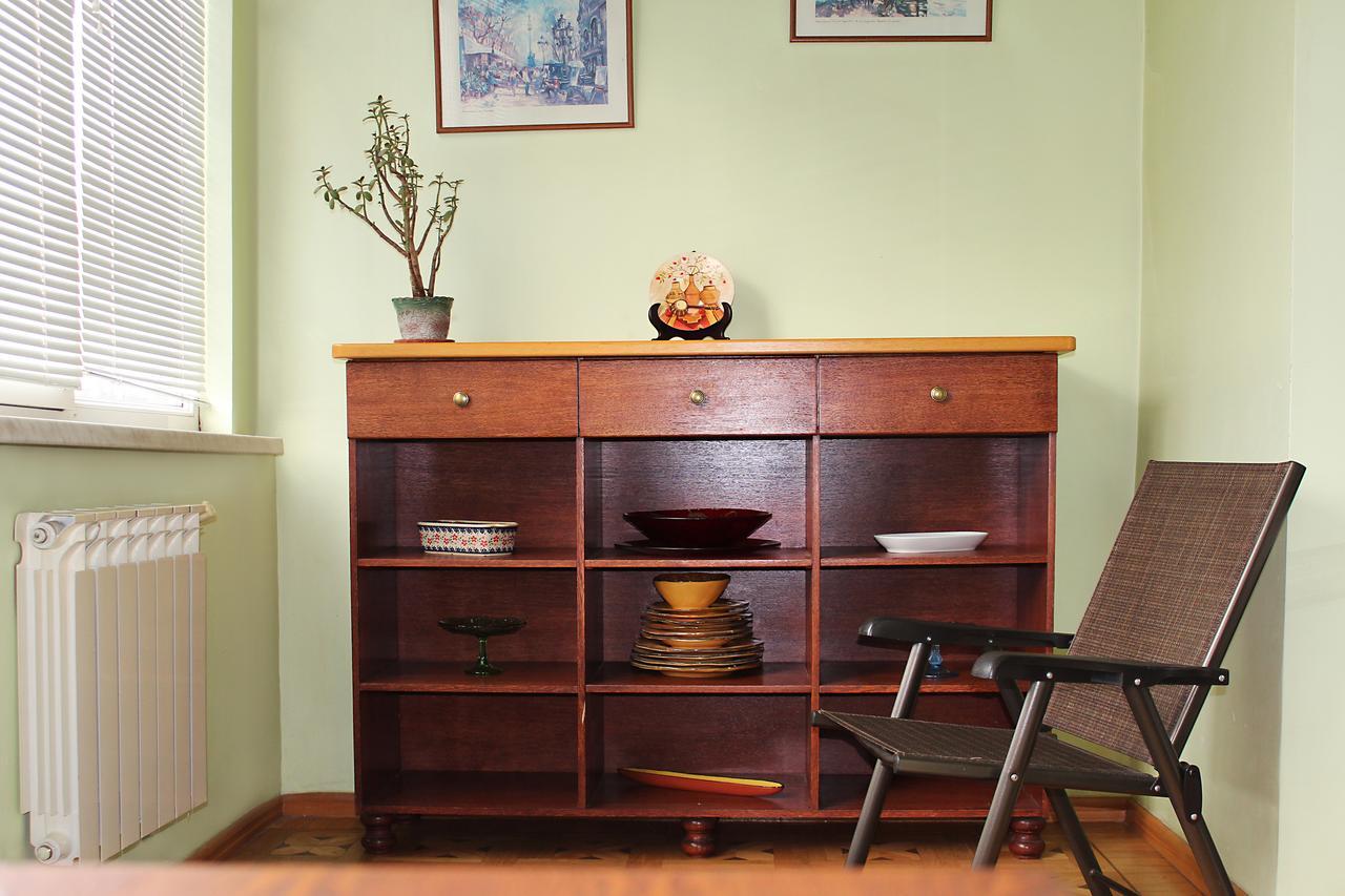יירבאן Vivid 2 Bedroom Apt. מראה חיצוני תמונה